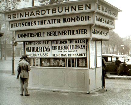 Photo of theater box office for Reinhardt's Theaters on the Kurfürstendamm 