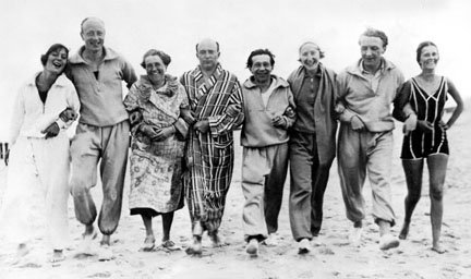 Photo of Ruth Albu, Herbert v. Meyerinck, Else Wagner, Erich Kleiber, Frederick Hollander, Margo Lion, Marcellus Schiffer, Marion Palfi