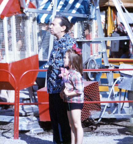 Photo of Frederick Hollander with his young daughter Melodie Hollander in Hollywood