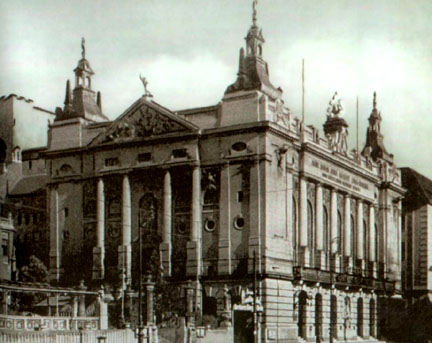 Photo of the Theater des Westens
